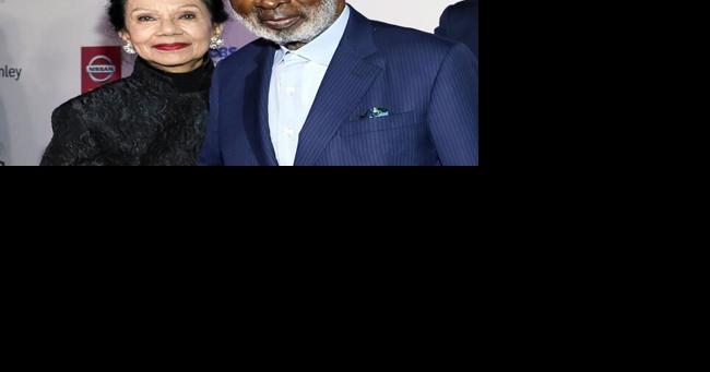 Clarence Avant, 'Godfather of Black Music' and benefactor of athletes and politicians, dies at 92 | National Entertainment - Vimarsana News