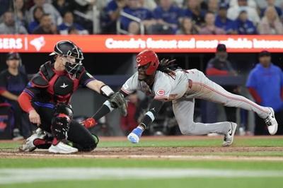 Votto bids farewell as Blue Jays lose to Reds: 'I wanted to play a year in Toronto'