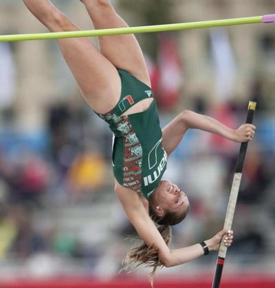 Alysha Newman of London, Ont., sets Canadian indoor pole vault record