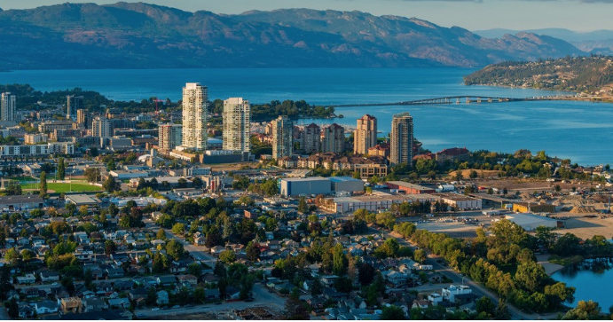 Kelowna nods toward split from EDC