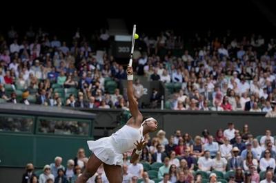 The Latest: Coco Gauff reaches Wimbledon 4th round again