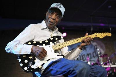 In 'Sinners' and his music, Buddy Guy is keeping the blues alive. It hasn't been easy