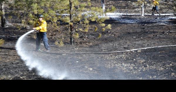 Highway grass fire doused | News | kelownadailycourier.ca