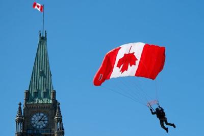 Canadian population growth continued to slow with almost no increase in Q1: StatCan