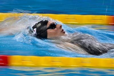 Toronto's McIntosh sets another world record at short-course swimming championships
