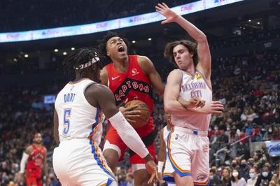 Canadians Gilgeous-Alexander, Dort lead Thunder to thrilling win over Raptors