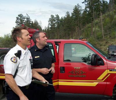Teens Rescued From Mount Boucherie Ledge News Kelownadailycourier Ca