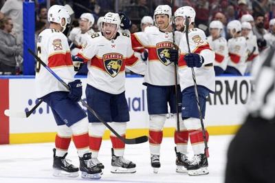 Schmidt scores again as Panthers beat Lightning 2-0 for 2-0 series lead