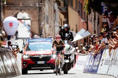 Canadian Clara Emond continues her law studies as she competes as an elite road-racer