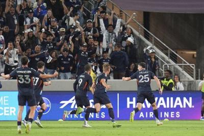 Ian Pilcher's late goal helps San Diego tie Whitecaps 1-1, remain atop Western Conference