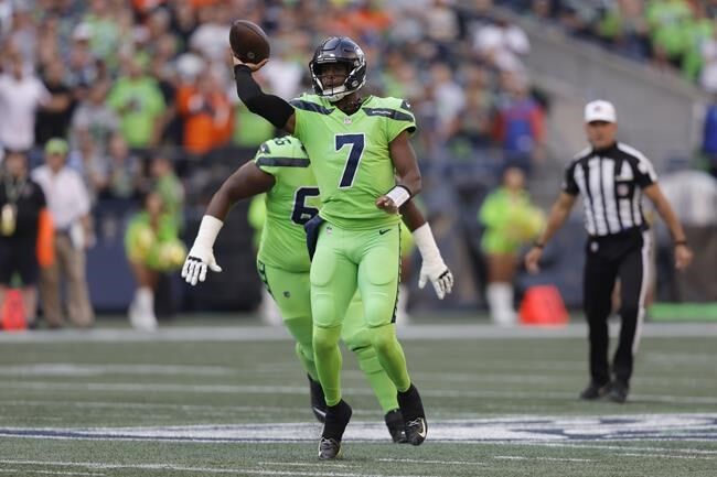 Seahawks Geno Smith is making his own kind of NFL history as comeback  quarterback