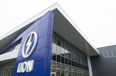Lion Electric will not respect warranties on school buses sold in United States