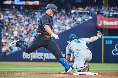 Tough debut for Jays newcomers, but Schneider points to home runs as bigger issue
