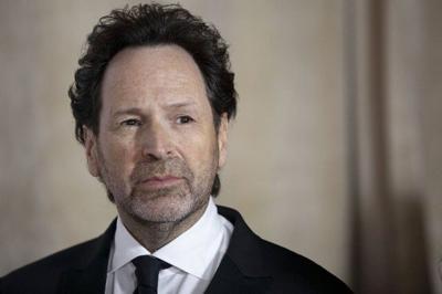CP NewsAlert: TIFF and filmmaker Barry Avrich reach resolution to screen Oct. 7 doc