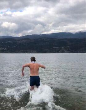 Kelowna’s polar bear dip brings in $ 25,000 regardless of the information that it has been canceled