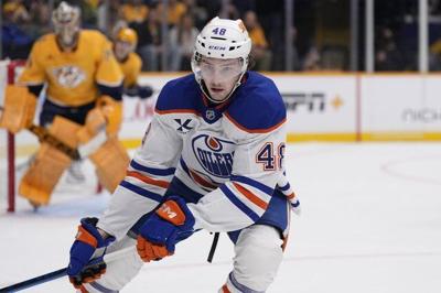 Edmonton Oilers sign depth centre Noah Philp to two-way deal