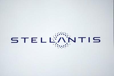 Trump's tariffs trigger two-week shutdown at Stellantis assembly plant in Windsor