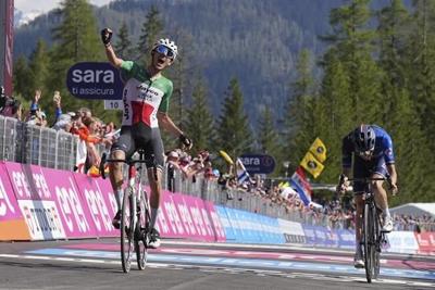 Canadian rider Derek Gee records his fifth top-five finish at Giro d'Italia