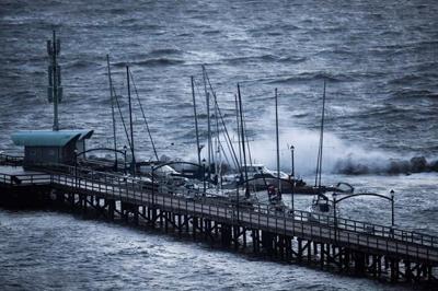Repairs To Storm Damaged White Rock B C Pier Could Cost 16m