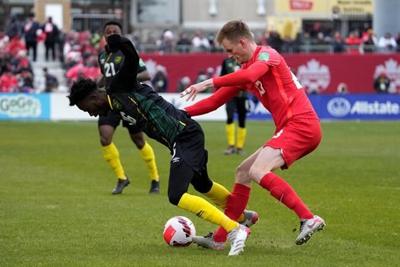 Canadian defender Scott Kennedy suffers shoulder injury on the eve of the World Cup