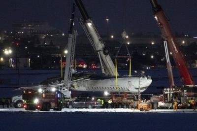 Crashed Delta plane cleared from Toronto airport runway