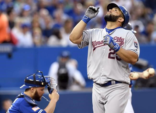 Astros agree to deal with Cuban free agent Yulieski Gurriel