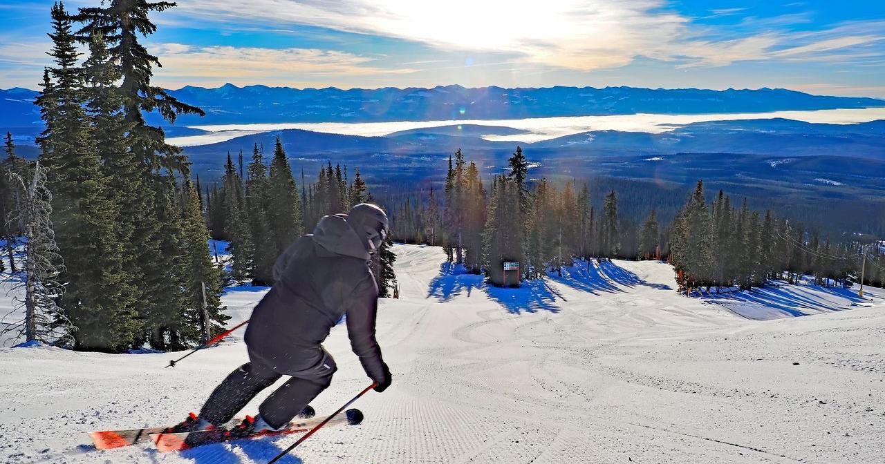 Gloomy below but glorious above on  Blue Monday  