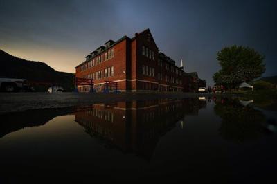 ѻý Conservative MLA backs lawyer in residential school row with Law Society