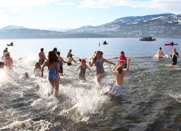 Kelowna’s polar bear dippers urged a dip earlier than the New 12 months information Kelowna’s polar bear dippers urged a dip earlier than the New 12 months information