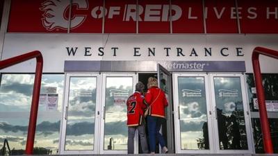 Third party to determine if new partnership possible on cancelled Flames arena deal