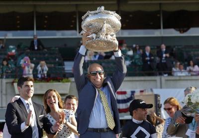Trainer Mark Casse chasing record-tying fifth Woodbine Oaks victory.