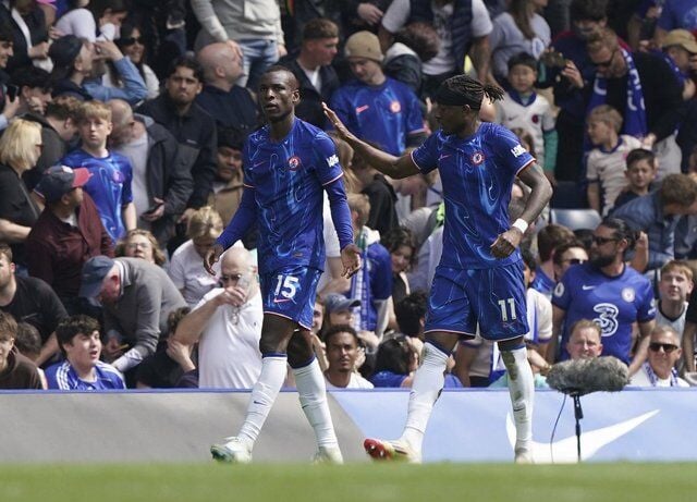 Chelsea beats Everton 1-0 in Premier League to move into Champions League spots