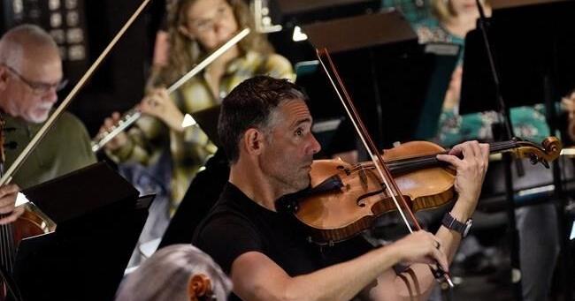 Playing live, 'Nutcracker' musicians bring unseen signature to holiday staple - Vimarsana News