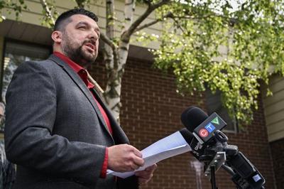 Mohawk Council of Kahnawake considering road tolls in response to federal cuts