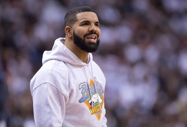 Drake hoodie raptors store game