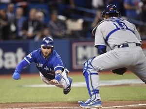 ALCS Game 3: Blue Jays win on redemption game from Ryan Goins