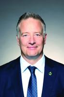 Fuhr returns to federal cabinet in key defence role