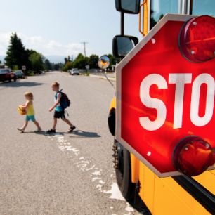 Kid-tracking technology coming to Kelowna school buses - Vimarsana News