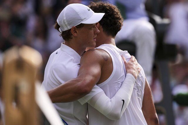 Iga Swiatek's first Wimbledon semifinal comes against Belinda Bencic. Sinner beats Shelton