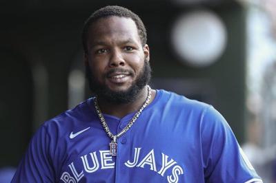 Jays slugger to start at first base, bat fifth for American League at all-star game