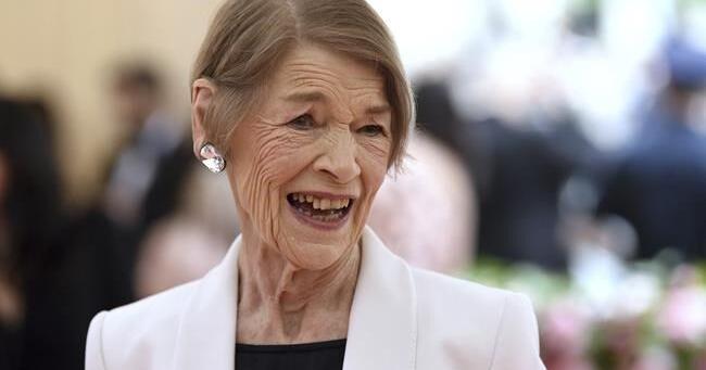 Two-time Oscar winner Glenda Jackson, who mixed acting with politics, dies at 87 - Vimarsana News