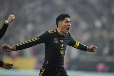 Alvarez's tiebreaking goal gives Mexico 2-1 win over U.S. for 10th Gold Cup title
