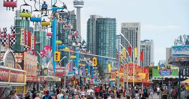 Polar Express ride at the CNE in Toronto reopens after injury earlier this week - Vimarsana News