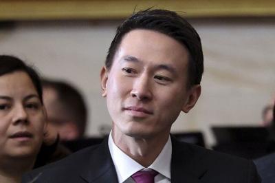 TikTok CEO asks to meet with industry minister over shutdown order