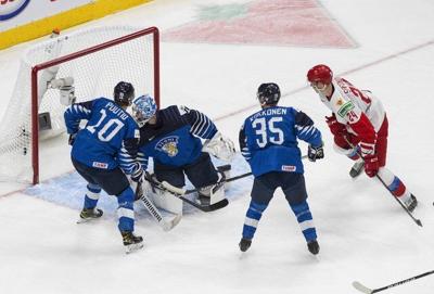 Canucks acquire forward Ilya Safonov from Blackhawks for future considerations