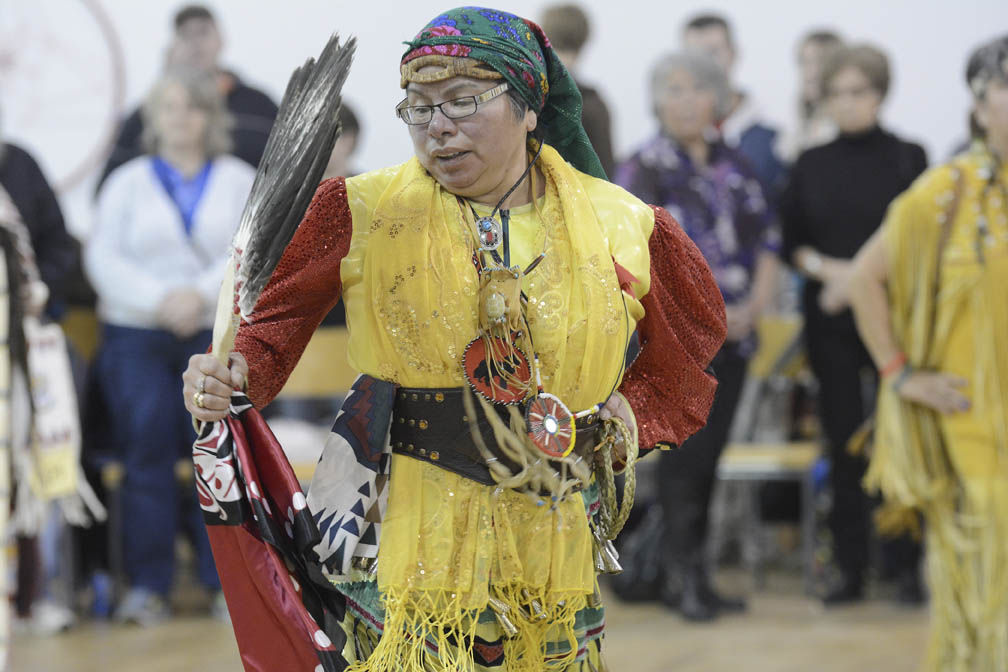 Traditional Winter Pow Wow Gallery kelownadailycourier.ca
