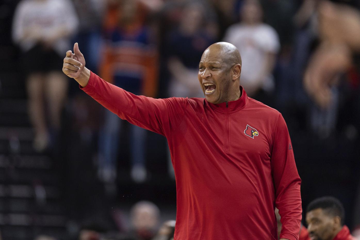 Louisville basketball: Cards coach Kenny Payne took tour of U of L