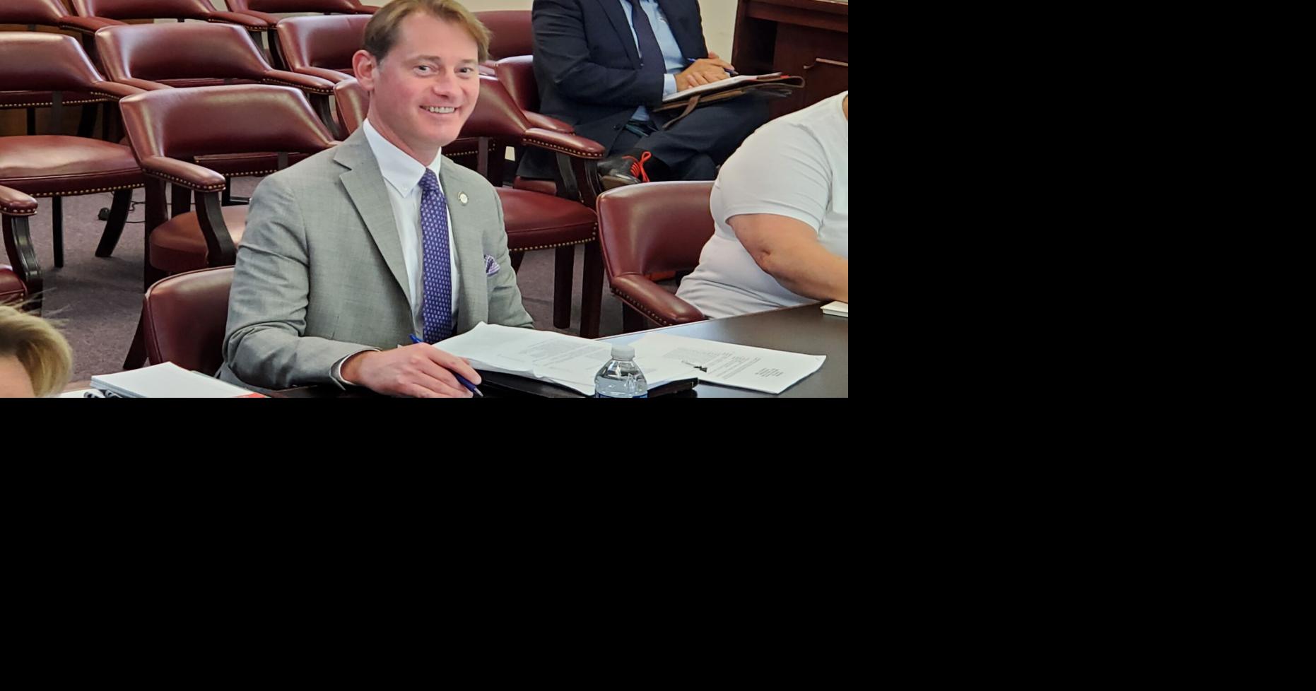 Secretary of state promotes early vote with 250K ad campaign News