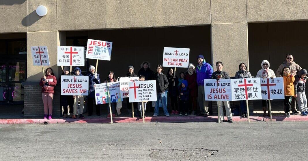 Little Rock church shines gospel light through raising banners for Jesus