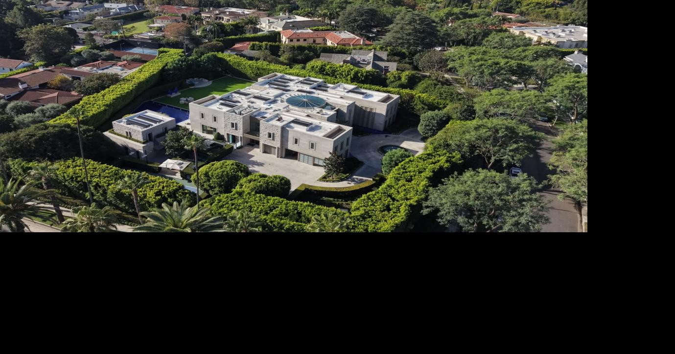 AP sources: Federal agents search Beverly Hills mansion in investigation of ex-Rep. Eric Swalwell By ERIC TUCKER and ALANNA DURKIN RICHER - Associated Press Oct 27, 2026 1 hr ago